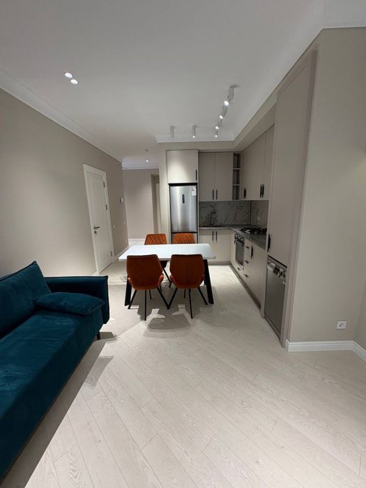 СДАЕТСЯ 3комн Квартира рядом с метро Дружба Народов