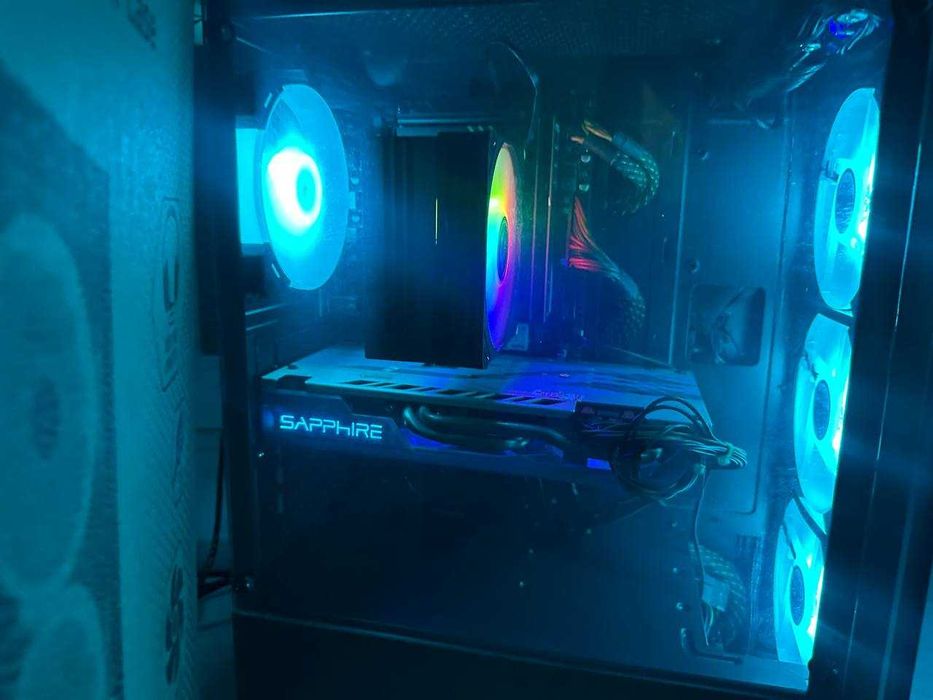 Игровой кейс с монитором 27 дюймов/RX590GME 8gb/16 gb DDR4/ 512 SSD М2