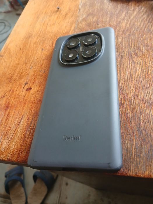 Продам редми нот 14про 8 256