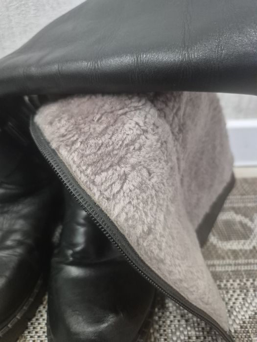 Кожанные сапоги,цигейка