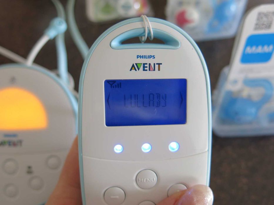 Цифpoв бeбeфoн Philips Avent - DECT 560 SCD560