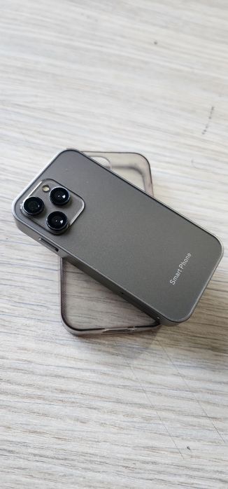 Продаётся мини телефон XS15 почти новый