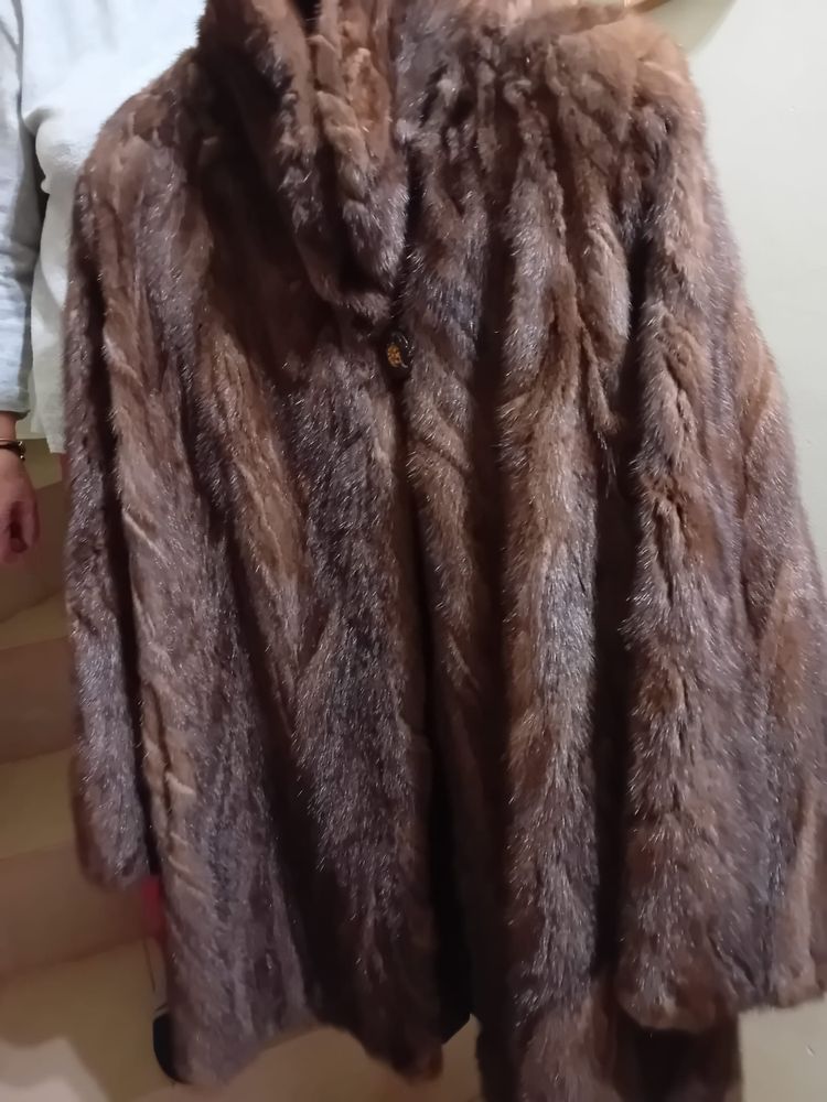 Vand haina de blana naturala