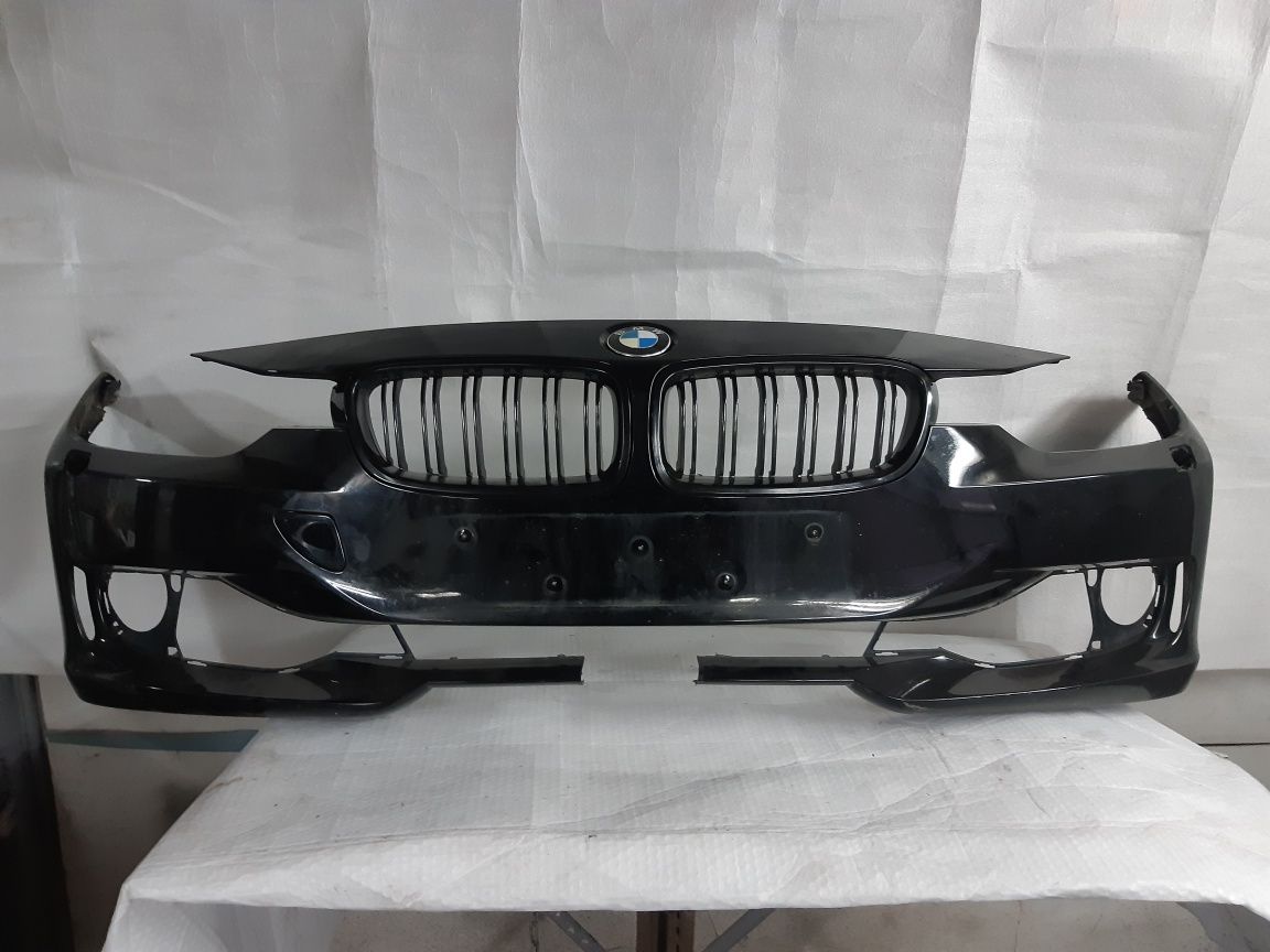 Bara fata BMW seria 3 F30/F31  2015 cu distronic