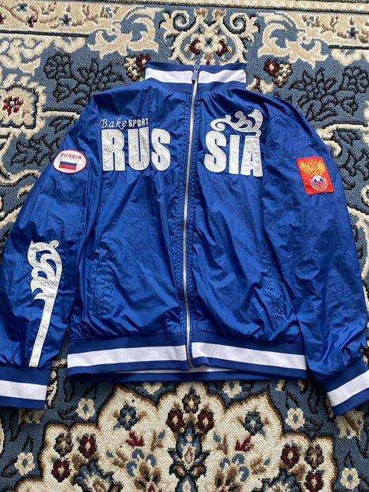 Продам ветровку Russia (Bake Sport)