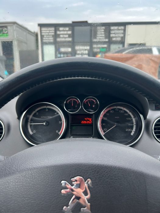 Peugeot 308SW 1.6hdi 92cp 2011 (12.2010)