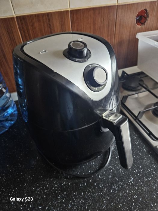Airfryer,perfect funcțional.
