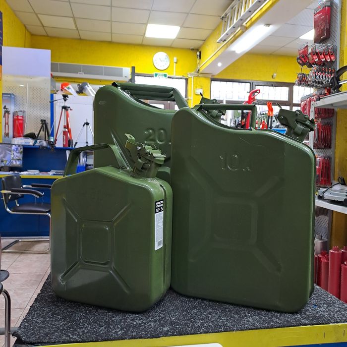 Канистры металл, пластик! Воронки!Бесплатная доставка!Каспи рассрочка!