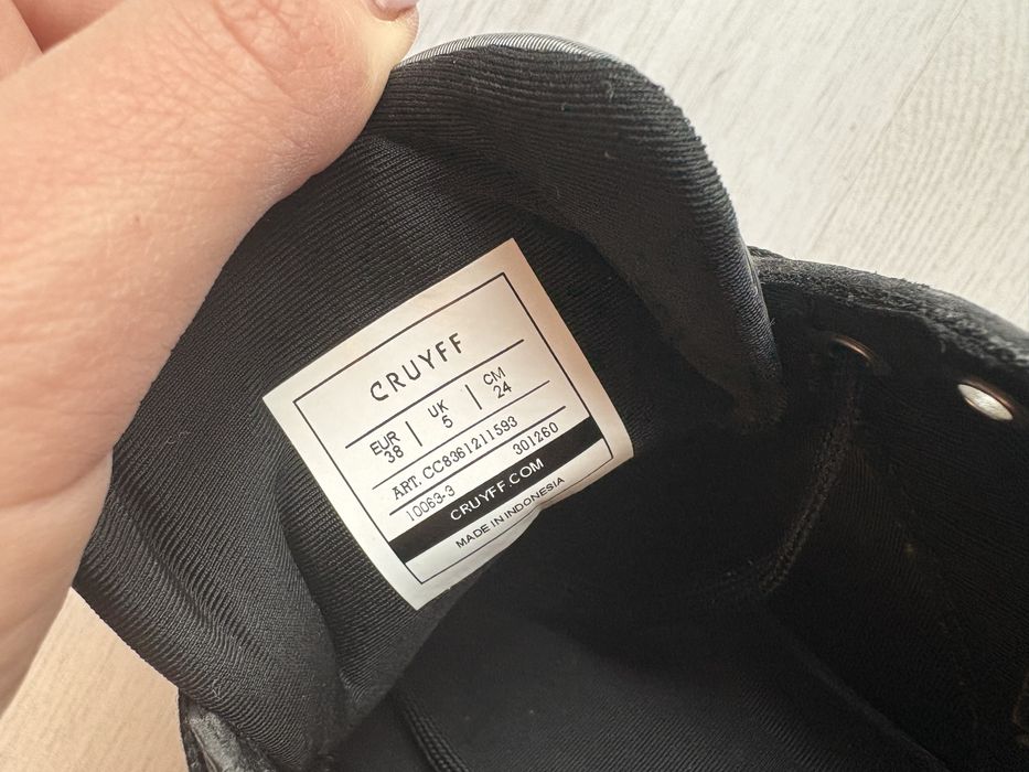 Дамски обувки Cruyff