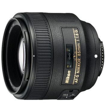 Nikon D90, 12.3MP + 4 Obiective/Multe filtre/CARD 128GB