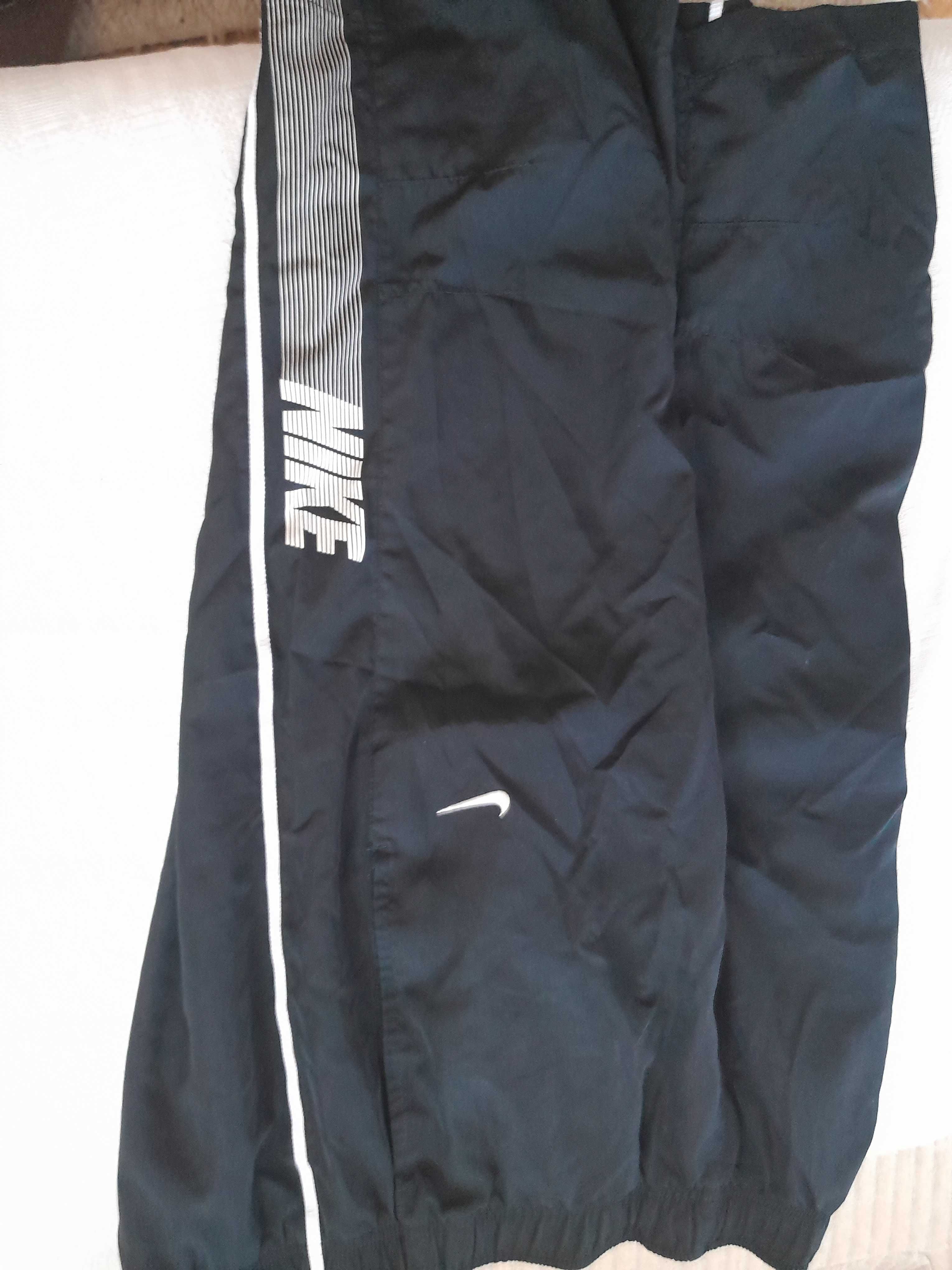 Nike 3/4 черни шорти