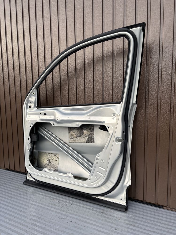 Usa dr fata vw Tiguan 5N Facelft•cod de culoare LR7L•2012-2015