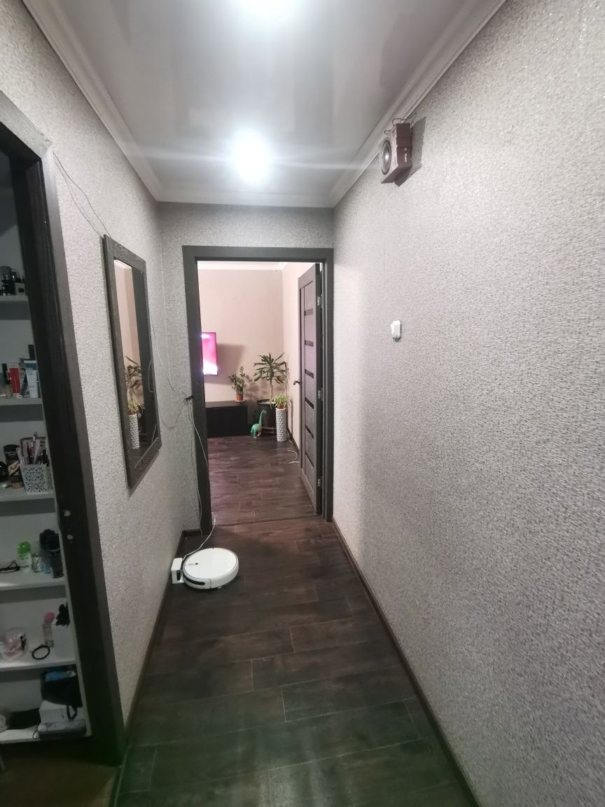 Продаётся 3-х ком кв-ра. 12 мкр дом 37