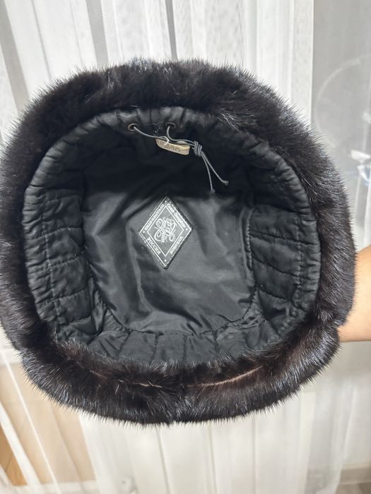 Продам натуральную цельную мужскую норковую шапку