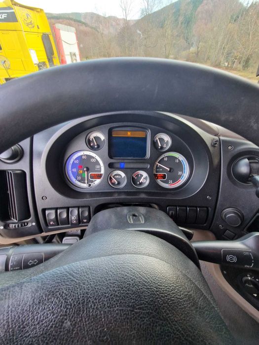 Ansamblu DAF XF 105 (410 CP) + Semiremorcă decopertabila KRONE