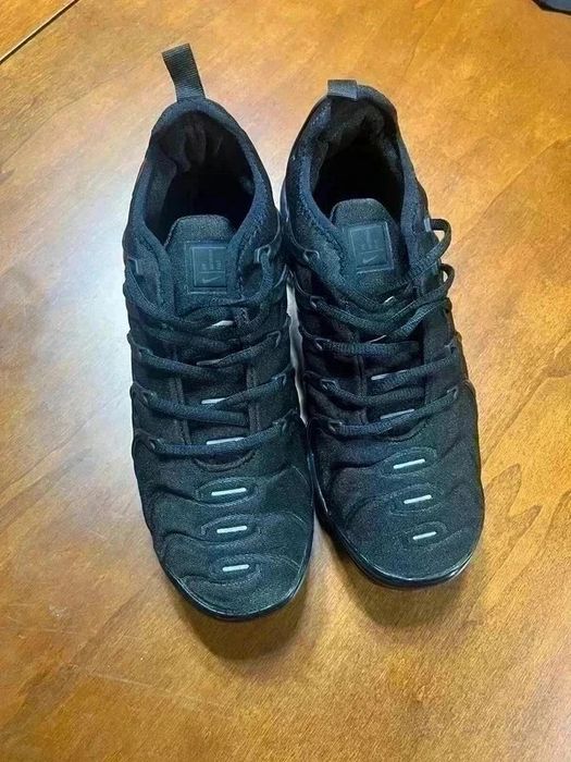 Nike Air Vapormax 42 // 44 noi/new