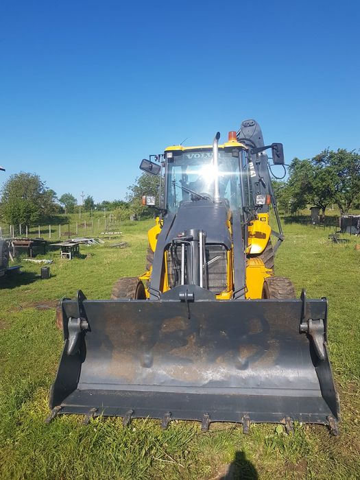 Buldoexcavator 2010