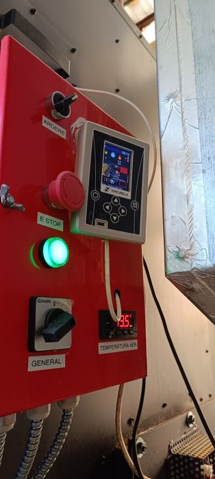 Centrala cu aer cald 150 kw peleți /lemn pentru sere și hale