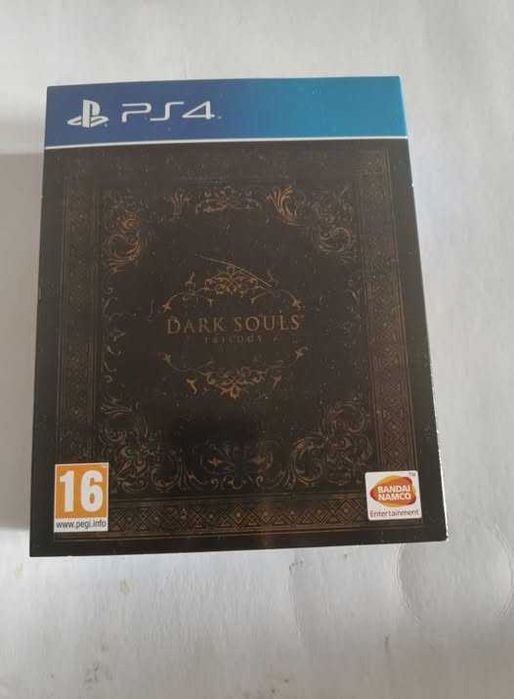 Dark Souls Trilogy Playstation 4 издание в 3 диска