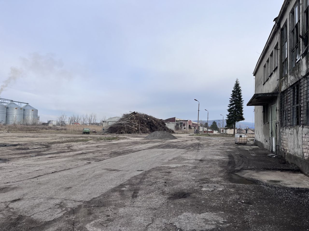 Дава се под наем Склад в Велико Търново, Картала - 5000 кв.м за 255 € - Снимка #13