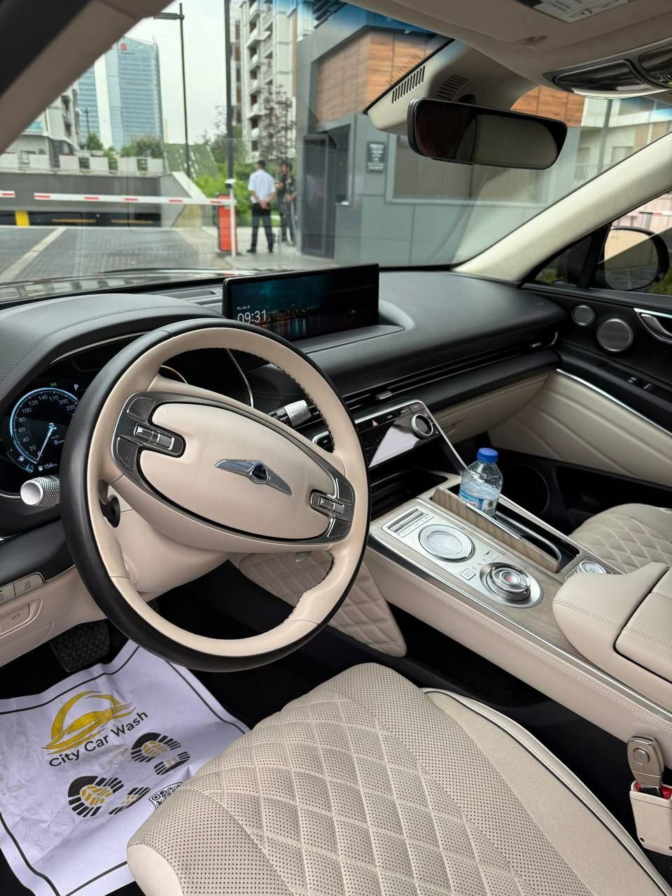 Genesis Gv 80  4 awd