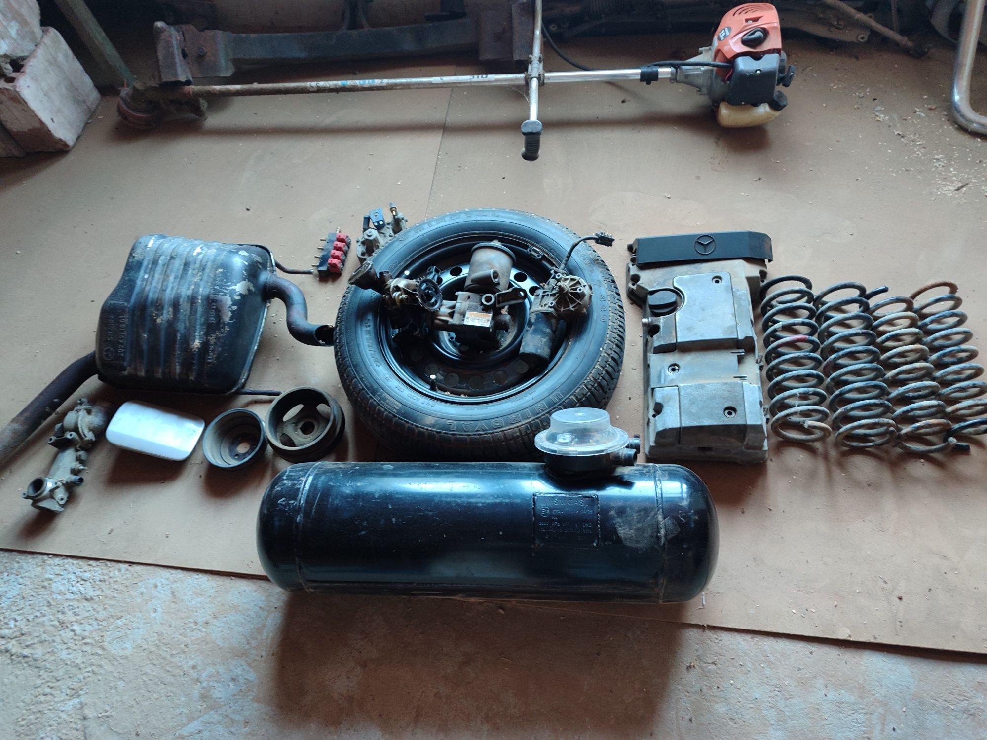 Части за Mercedes c180 w202