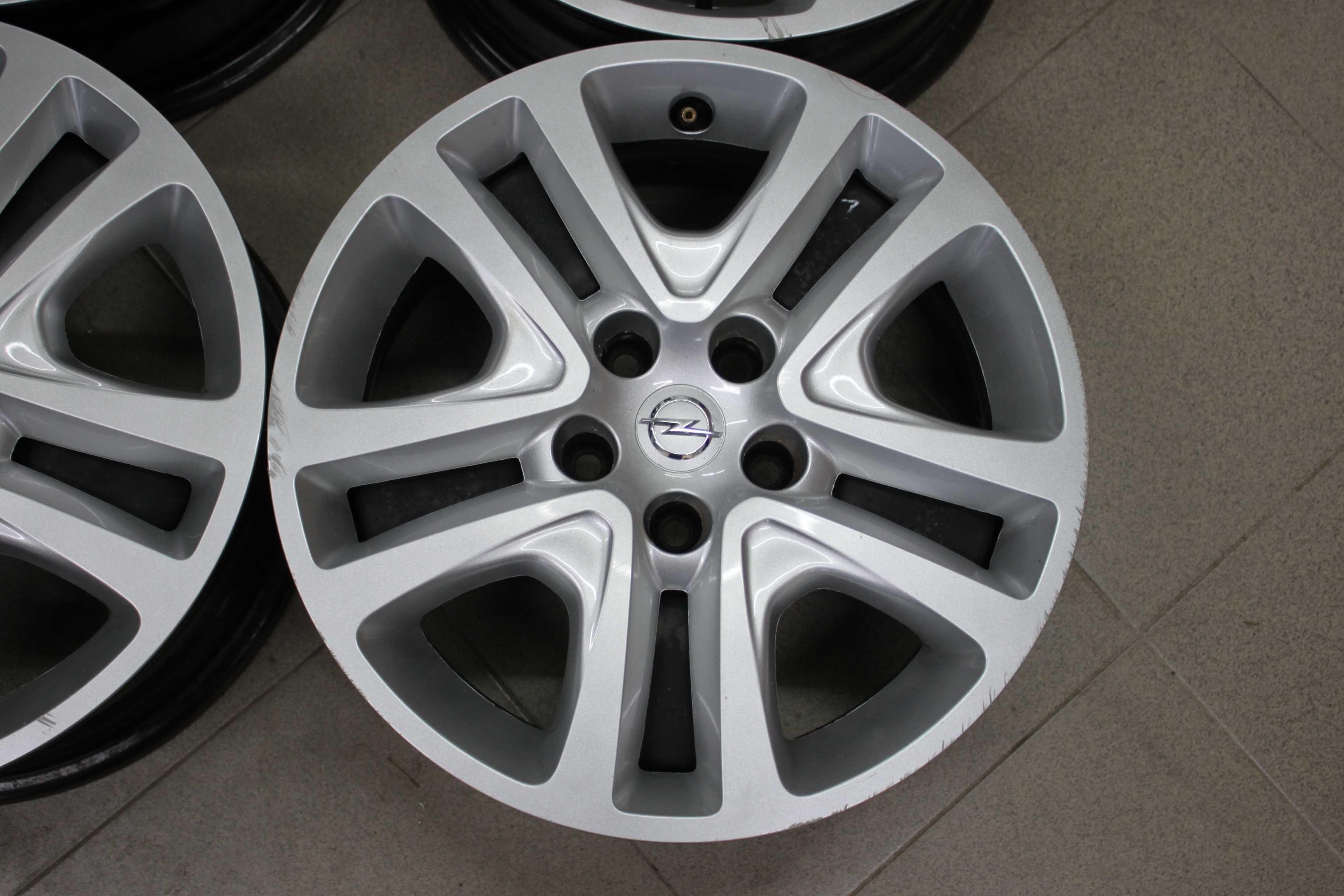 Джанти с тасове 16" 5x105 Opel Astra J, K