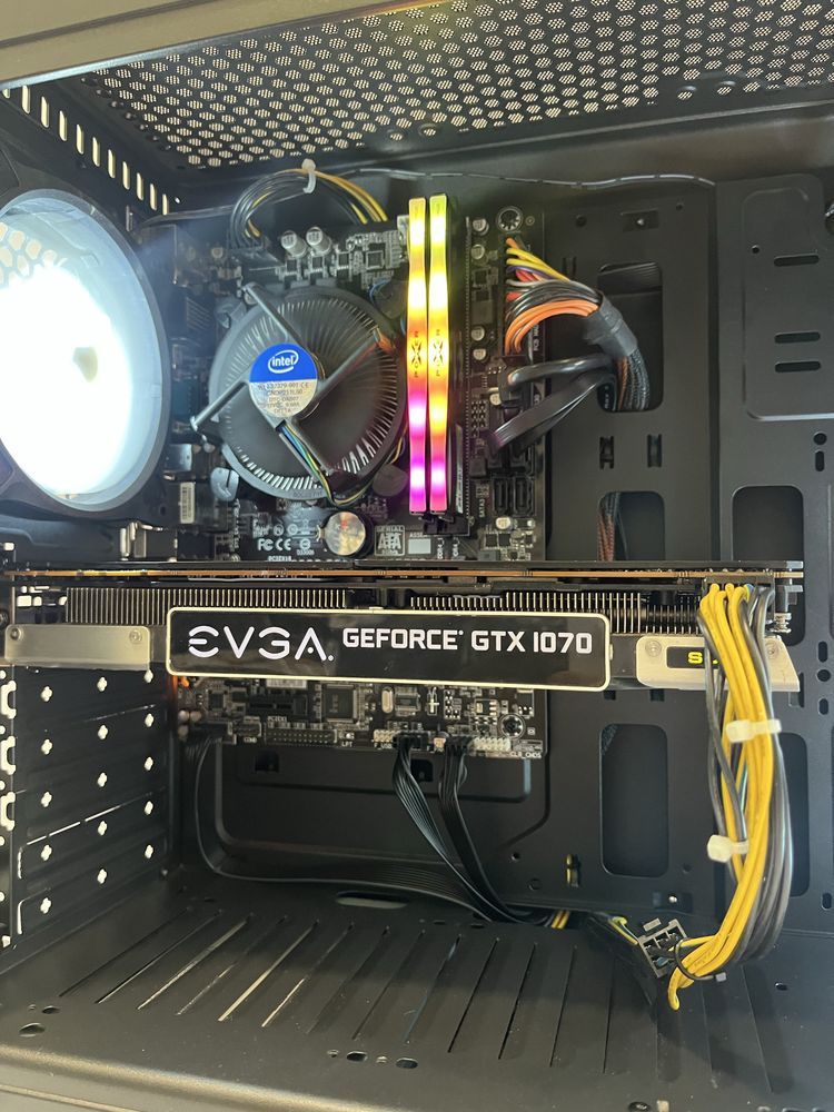 Геймърски компютър Intel Core i5 6500, GTX 1070 8GB, 16GB ram