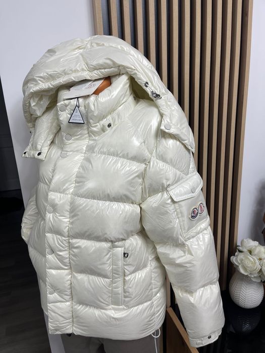 Geaca Moncler dama!