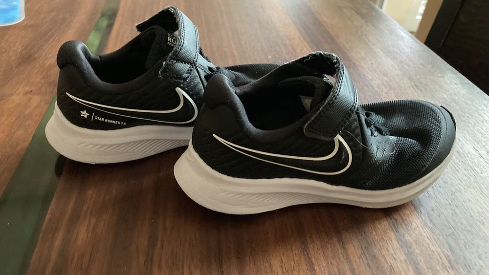 Nike - Обувки за бягане Star Runner 3 с велкро, Черен/Бял, 29.5 EU