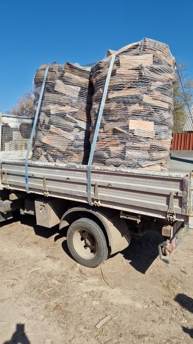 Lemne de foc (dafin,fag,stejar,)