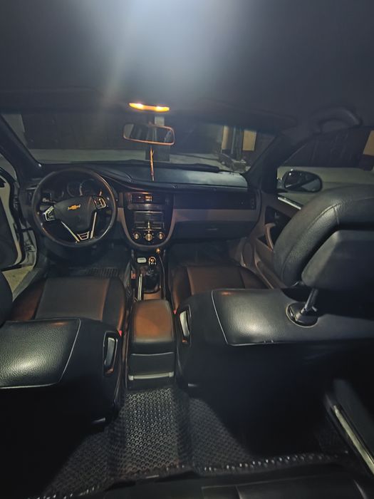 Lasetti 1.8 mexanika sotladi