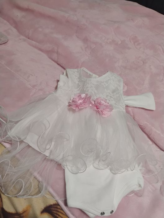 Бебешки дрешки за момиченце
