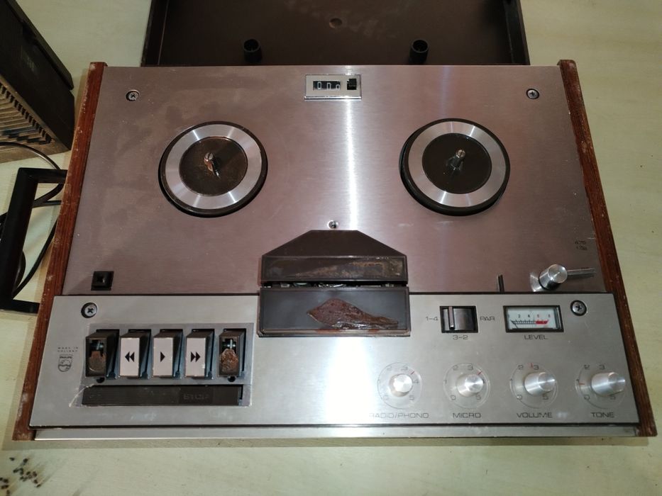 Vind magnetofon philips