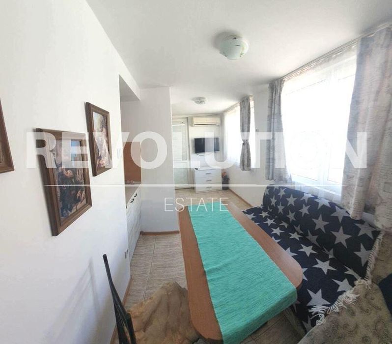 Дава се под наем Тристаен апартамент в Варна, Зимно кино Тракия - 80 кв.м за 450 € - Снимка #3