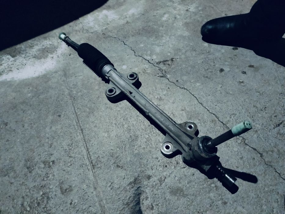 Хундай Элантра аванте рулевой рейка