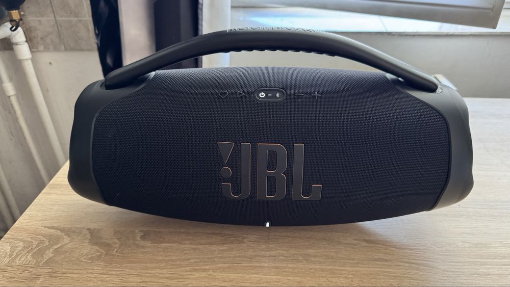 Vand boxa JBL boombax 3 wi-fi