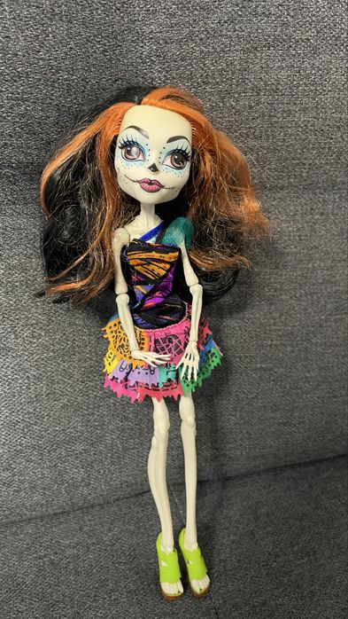 Papusa Monster High Skelita