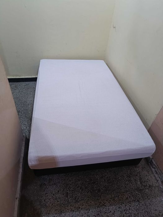 френска спалня и матрак двулицев