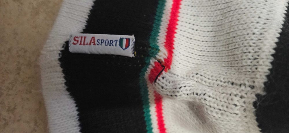 Плетена спортна шапка на Juventus