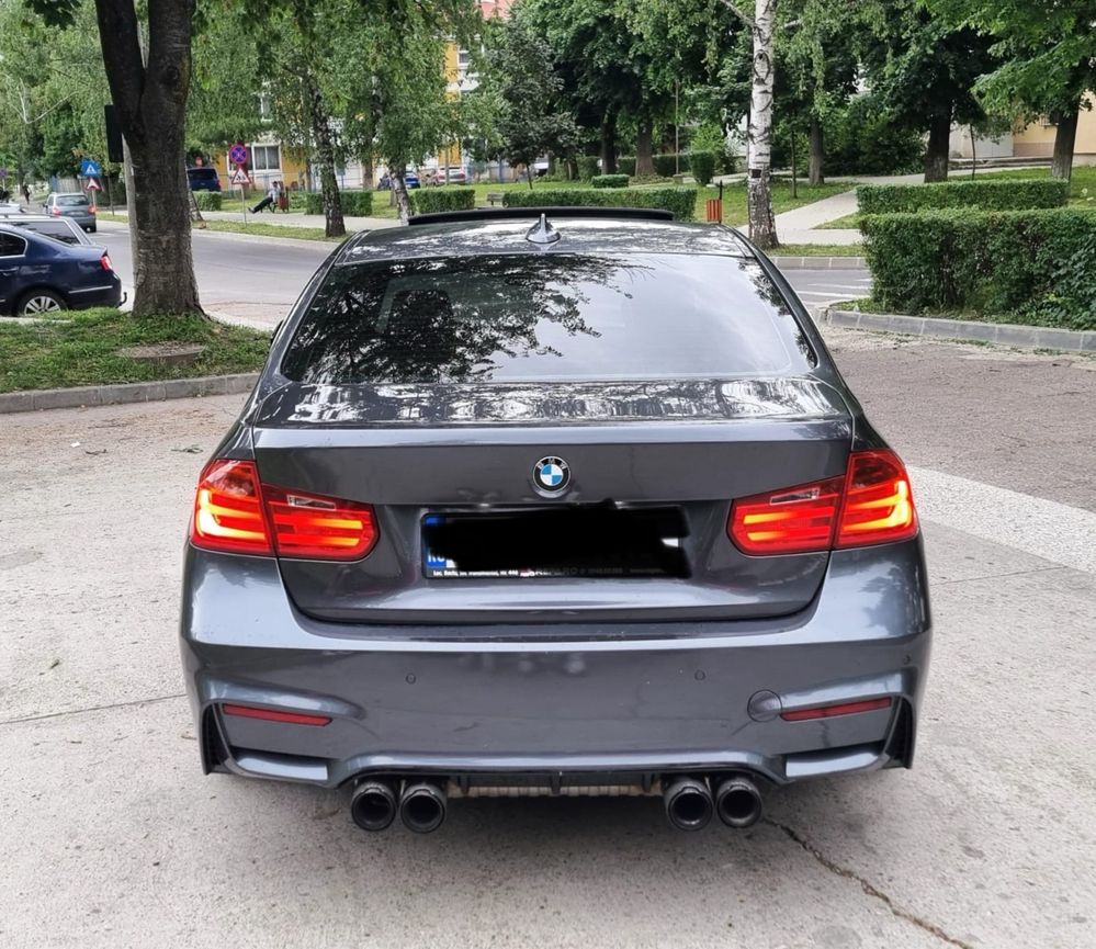 Vând BMW F30 320i  184cp 2012 M-paket