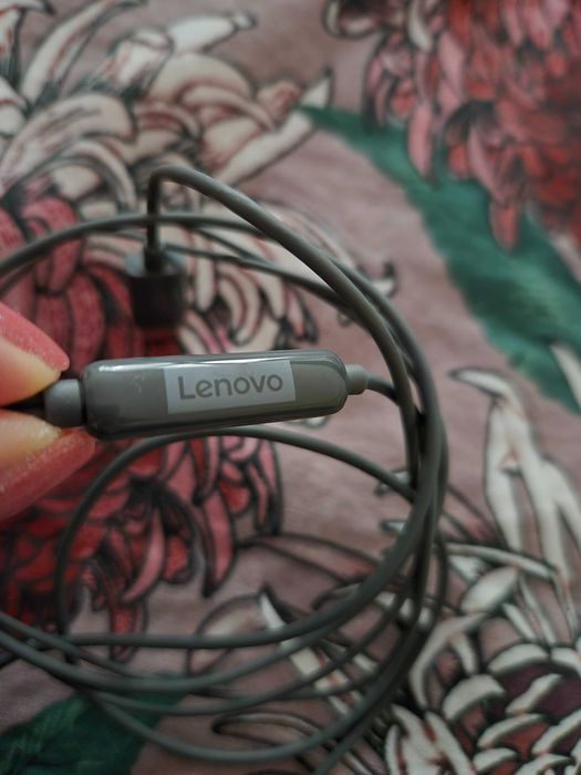 Нови Lenovo слушалки type-c