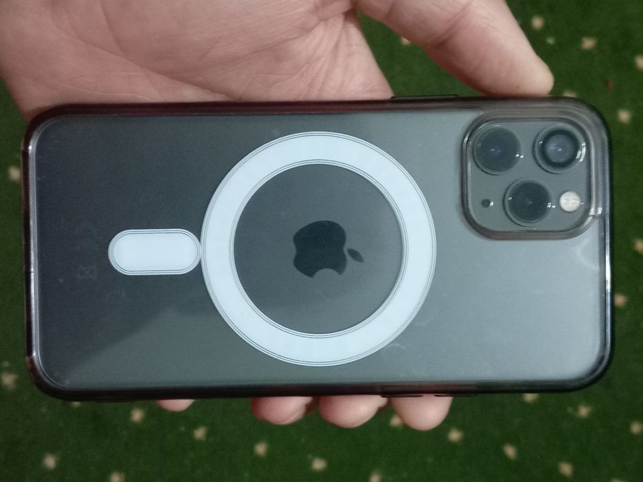 IPhone 11 pro polni radnoy zaryadi 75
