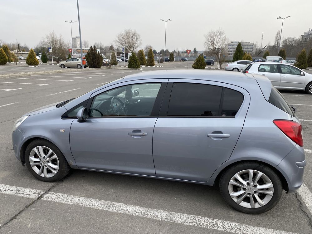 Opel corsa D 2010