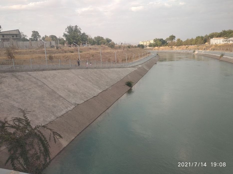 Продается земля под строительство г.Чирчик, 98 соток ААА