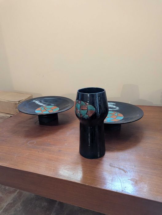 продавам керамичен и порцеланов сервиз