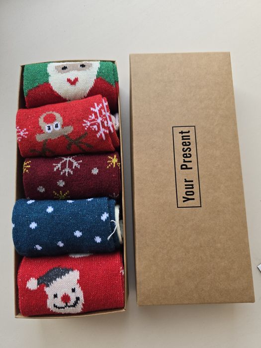 Продам новые носки новогодние 5штук