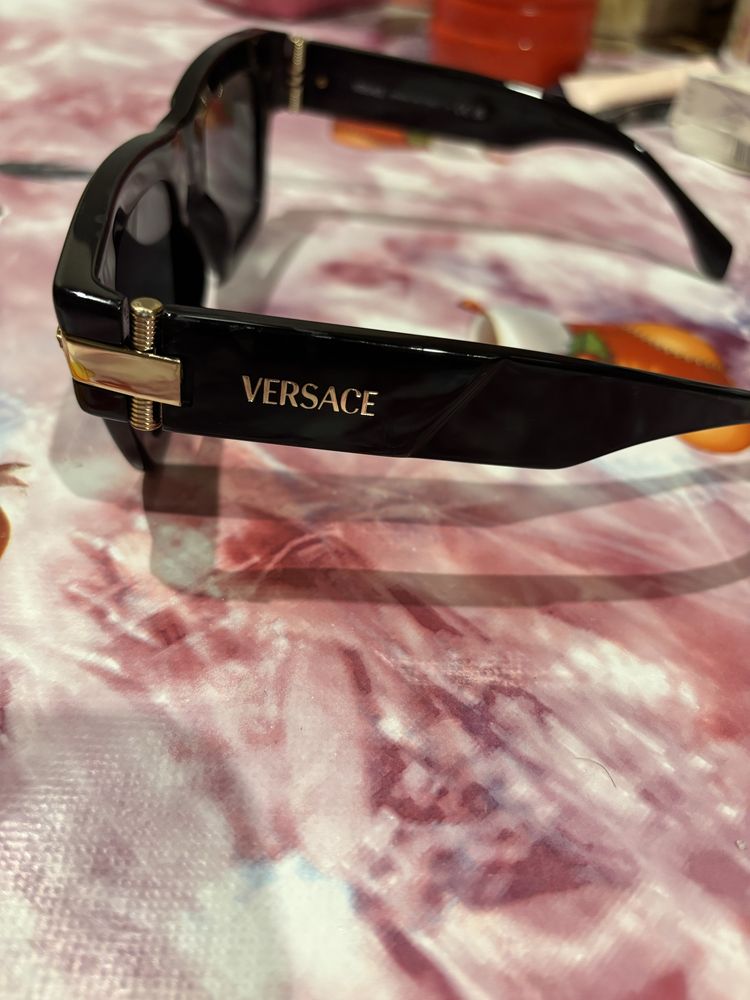 Vand Ochelari Versace Barbati