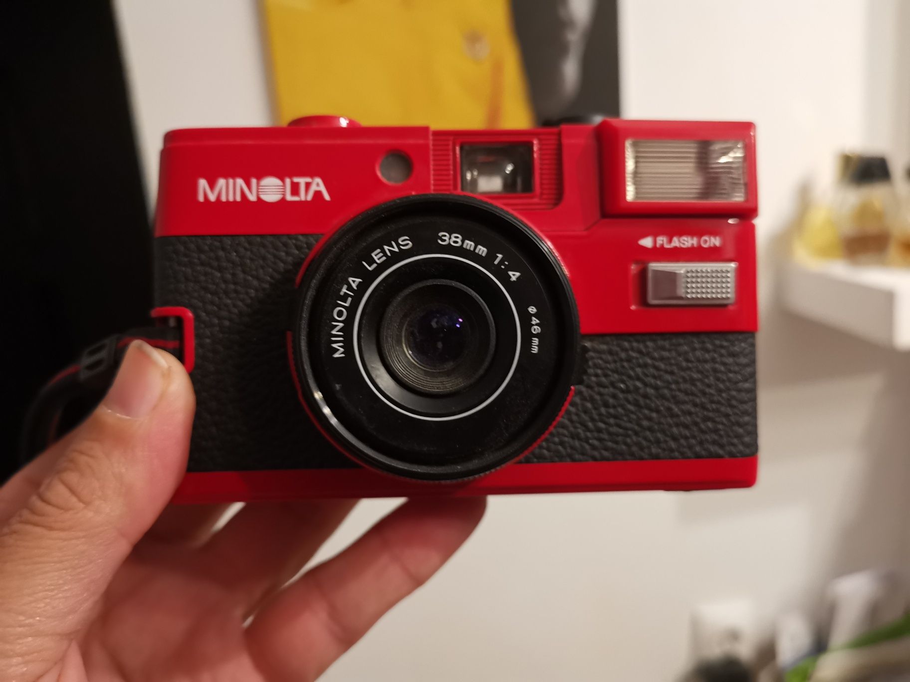 Minolta  HI-MATIC GF