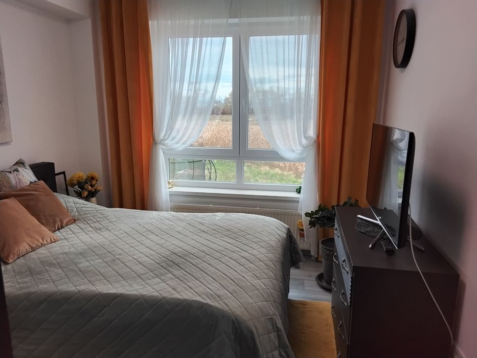 Vând apartament 3camere,81mp,modern pe strada Ghimbavului, Cristian